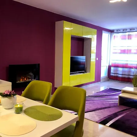 Ultraviolet Relax Апартамент