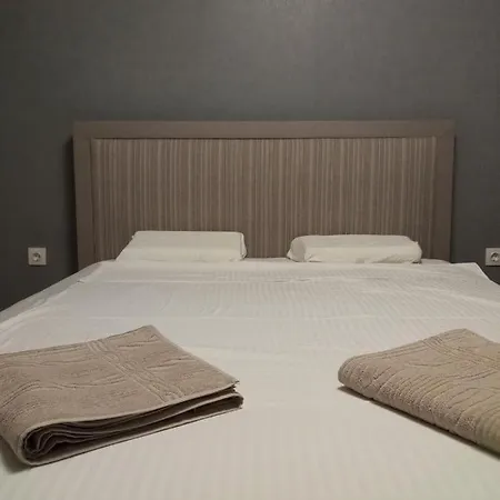 Апартаменты Ultraviolet Relax *